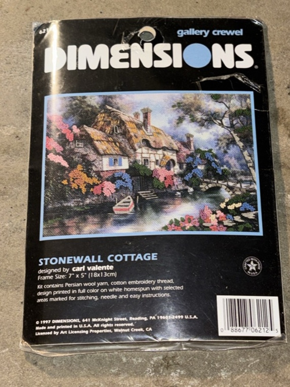 Dimensions Gallery Crewel Stonewall Cottage Embroidery Kit 7x5 Frame Size (B-1)